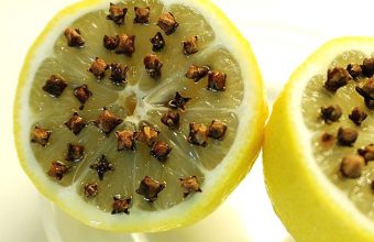 Как избавится от комаров? Народный рецепт "лимон с гвоздикой"