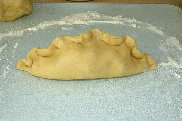 Cornish pasty - Слепленный пирожок Корниш пасти