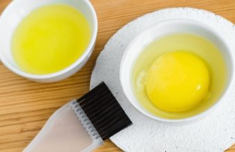 Рецепт яичной маски для увядающей кожи лица