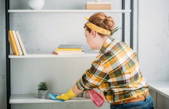 Почему не стоит делать уборку в комнате мужа